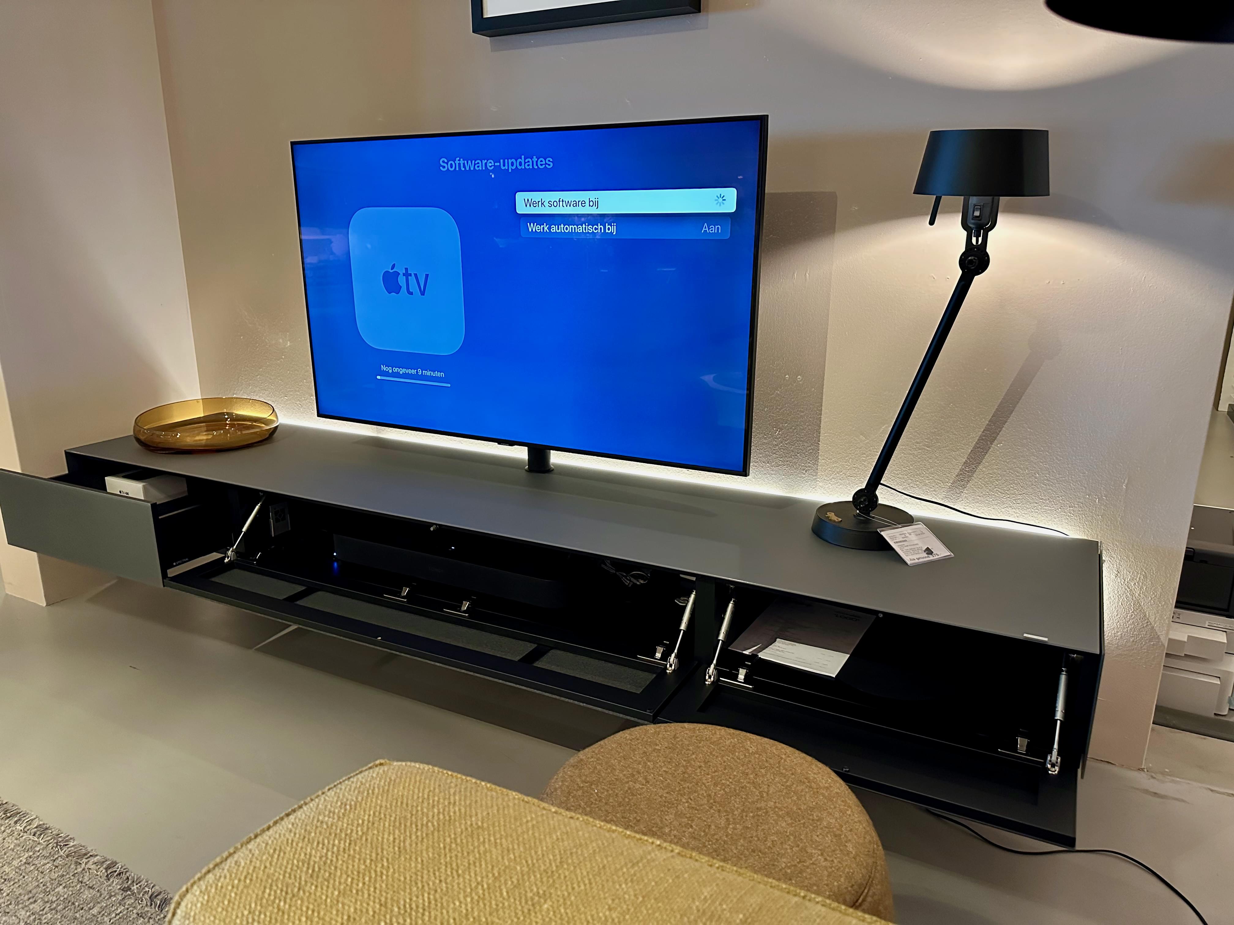 soundbar tv-meubel 21 cm hoog in NCS-kleur
