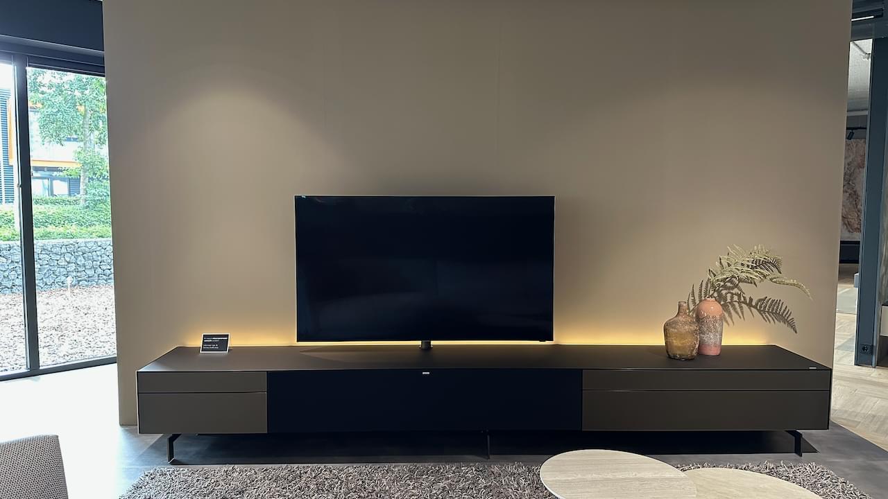staand tv-meubel 3.5m | metallic roast | inclusief Spectral soundbar en Sonos Amp