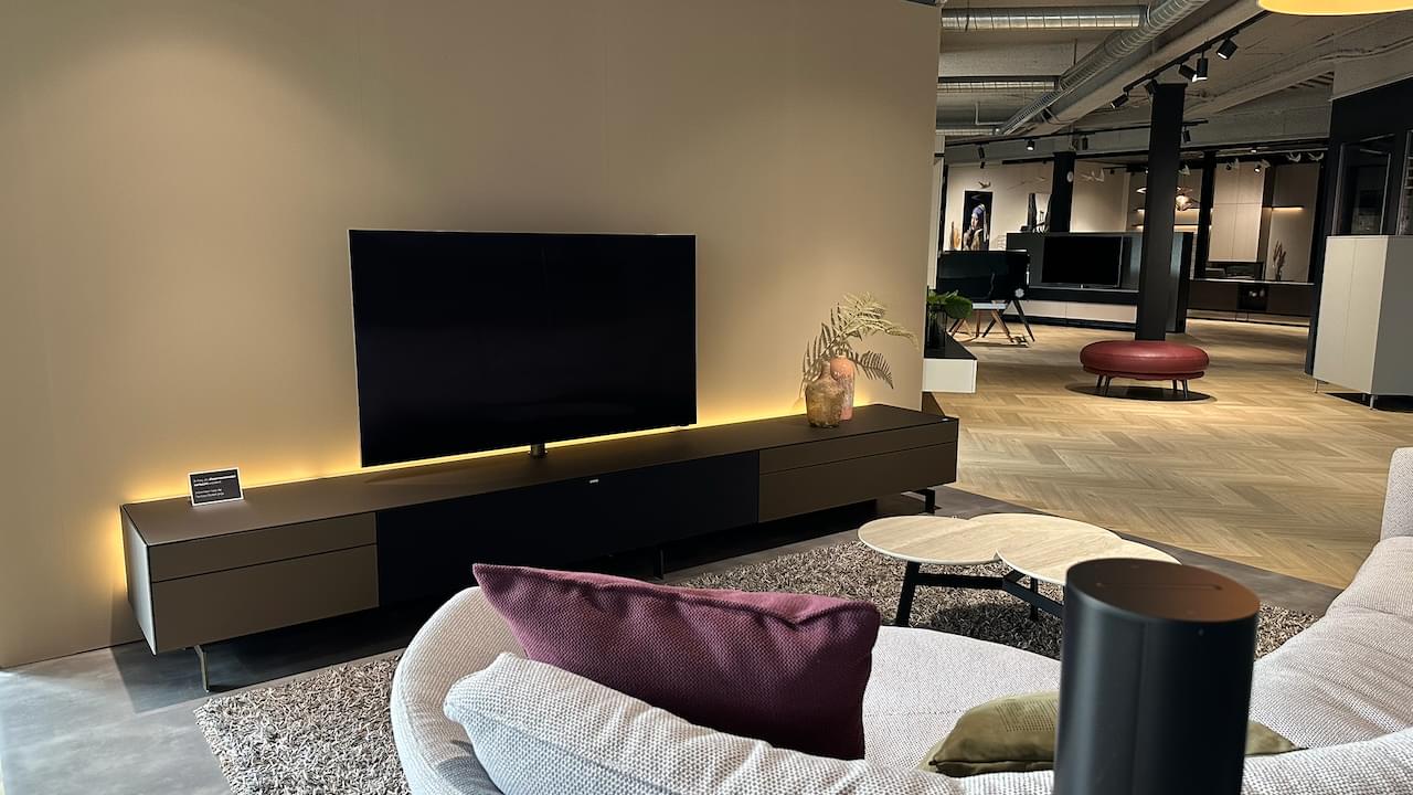 staand tv-meubel 3.5m | metallic roast | inclusief Spectral soundbar en Sonos Amp