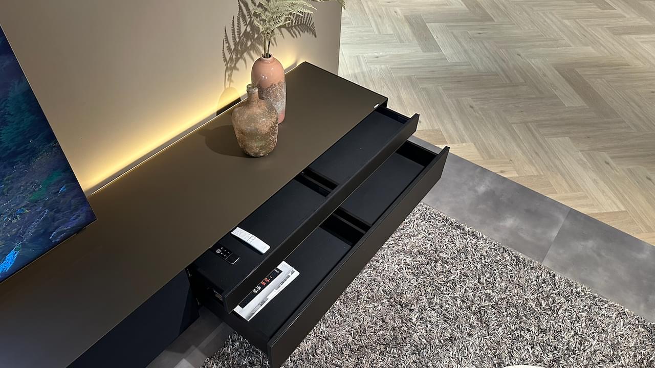 staand tv-meubel 3.5m | metallic roast | inclusief Spectral soundbar en Sonos Amp
