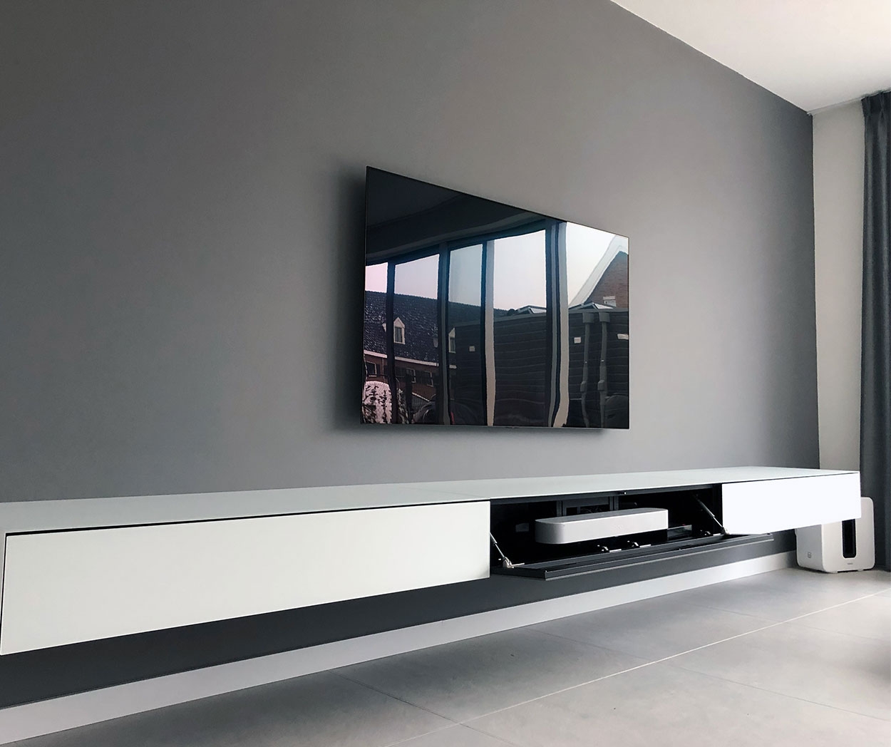 prieel Wereldrecord Guinness Book doen alsof Spectral tv meubels met speakerdoek - Spectral.nl