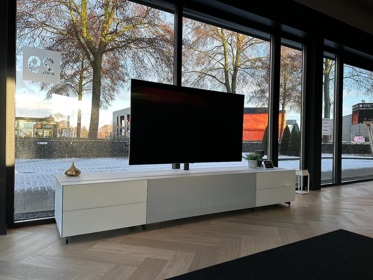 homecinema tv-meubel | 2.63m | staand in gesatineerd glas