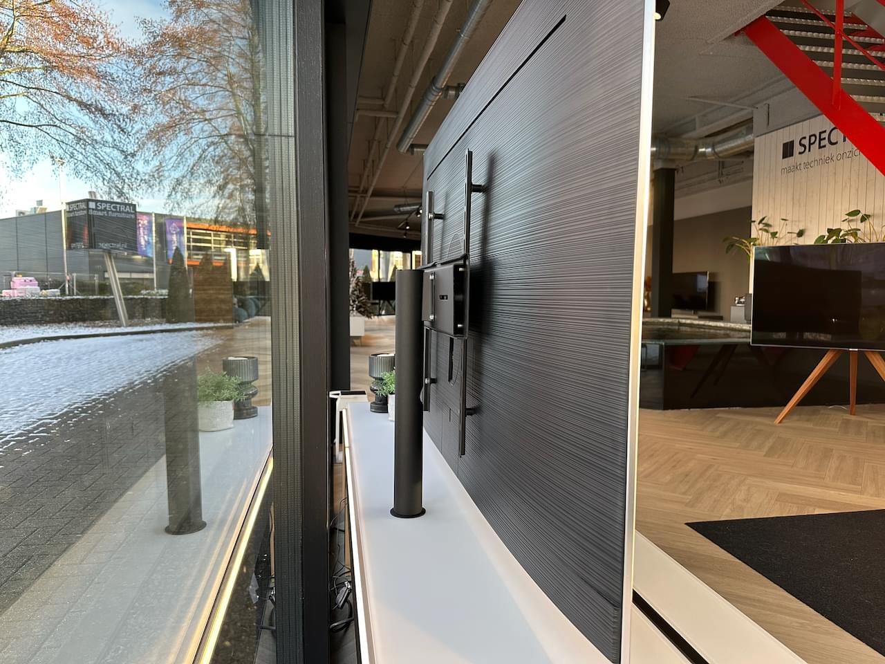 homecinema tv-meubel | 2.63m | staand in gesatineerd glas