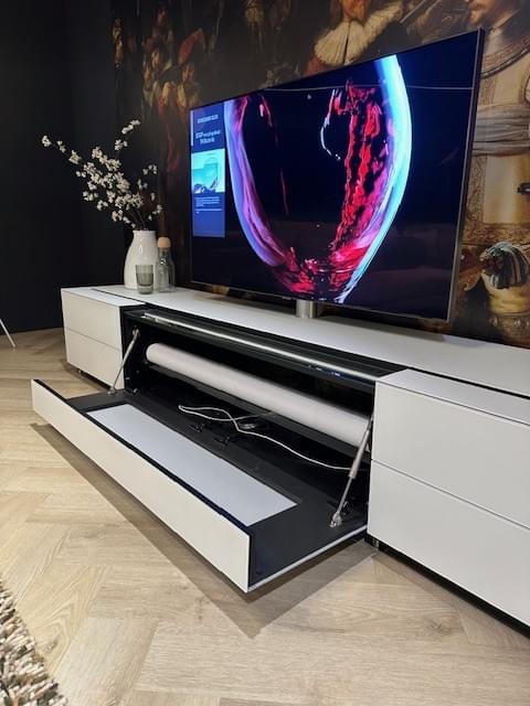 Cocoon TV-meubel | 326 cm.