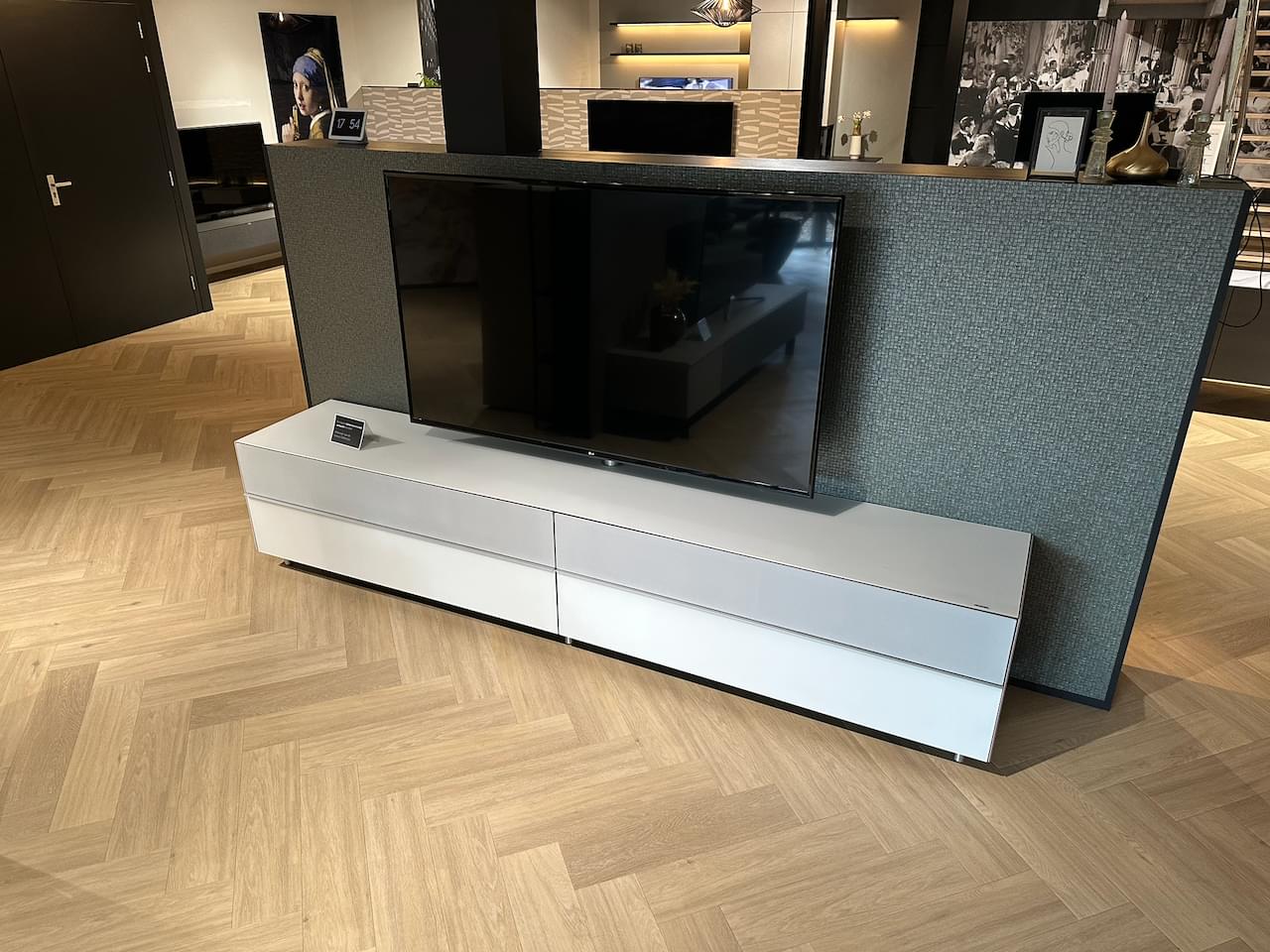 Spectral Scala SC2602 met Spectral VRP1 Soundbar & Sonos Amp – De ultieme geïntegreerde thuisbioscoo