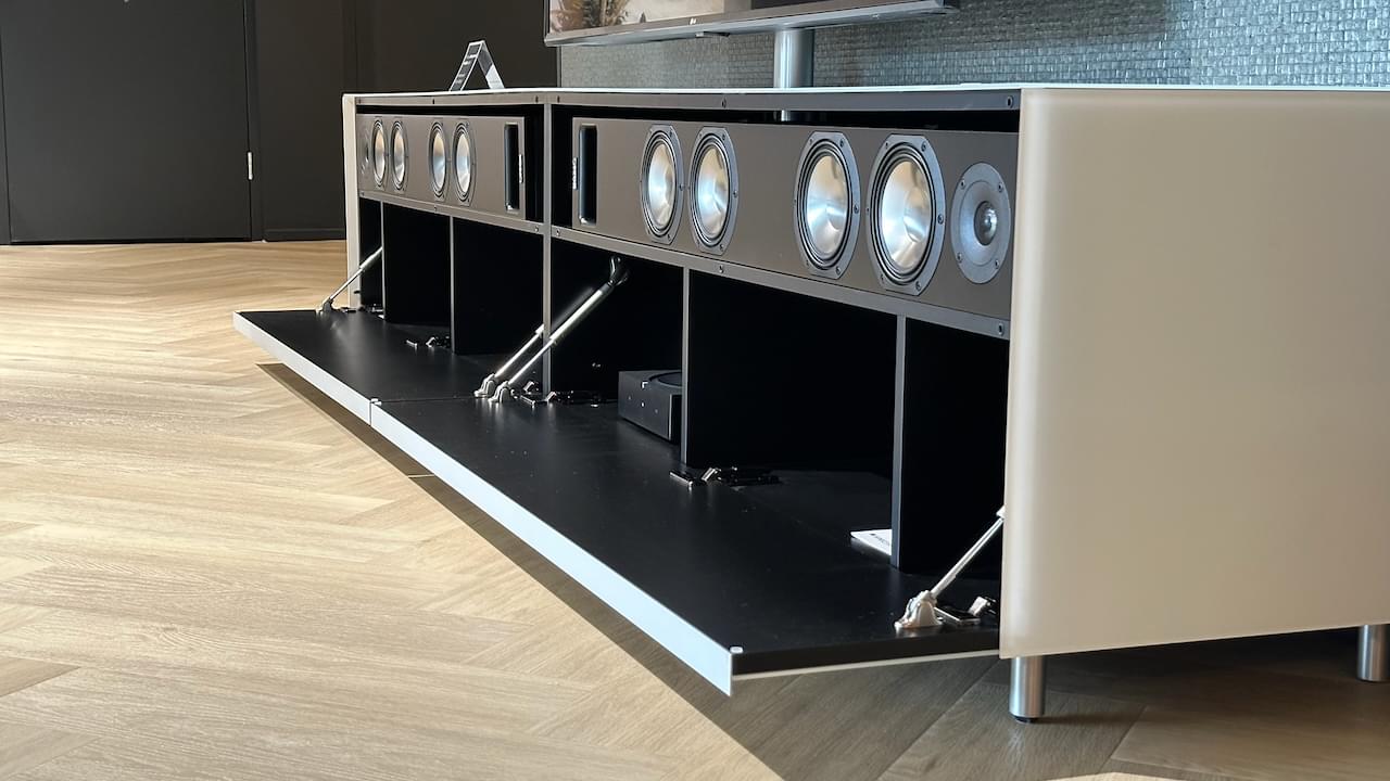 Spectral Scala SC2602 met Spectral VRP1 Soundbar & Sonos Amp – De ultieme geïntegreerde thuisbioscoo