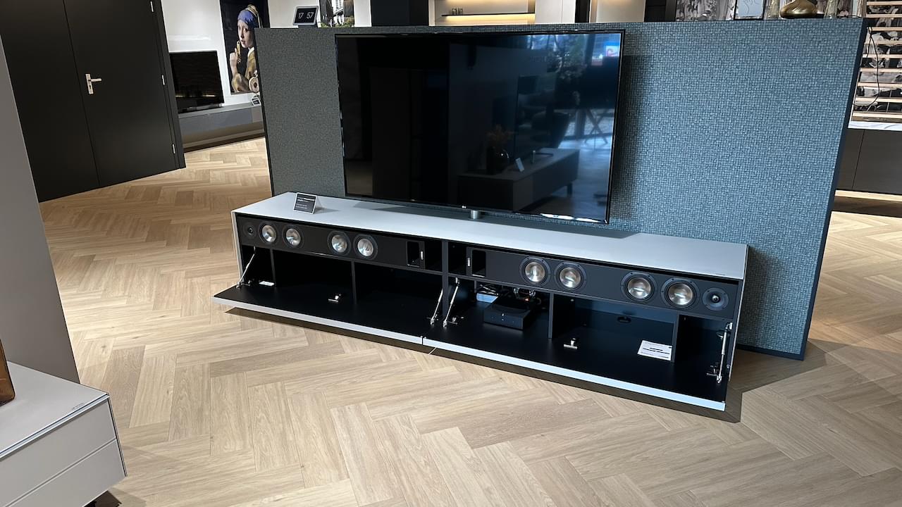 Spectral Scala SC2602 met Spectral VRP1 Soundbar & Sonos Amp – De ultieme geïntegreerde thuisbioscoo