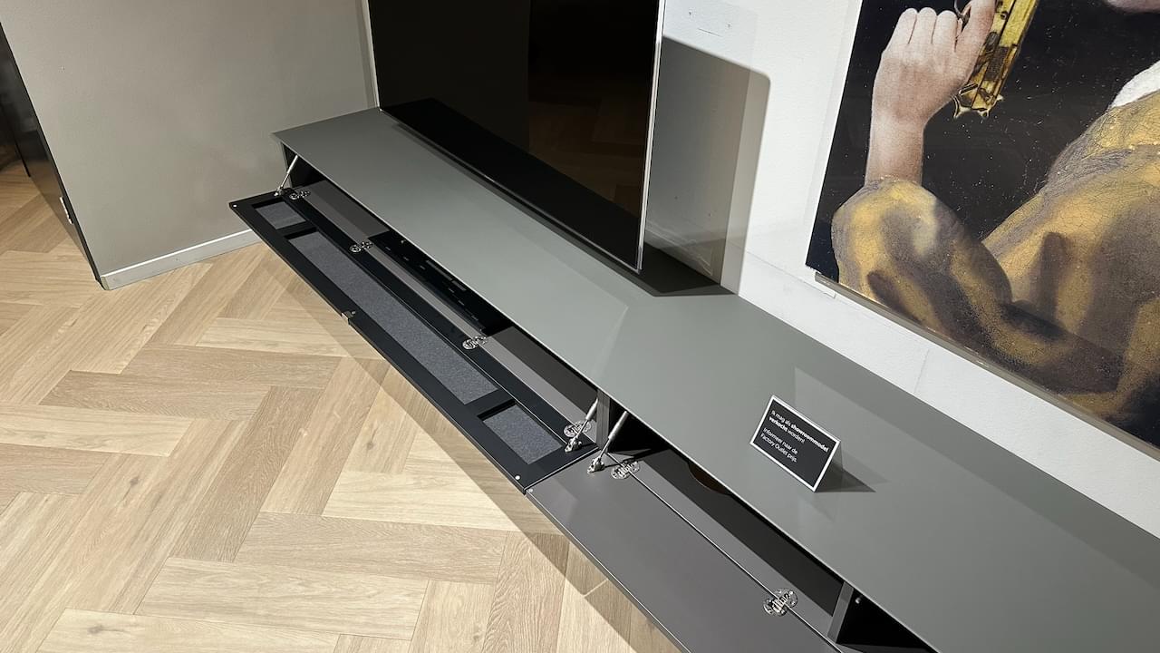 zwevend tv-meubel 2.8 m | Granite glas | Soundbar adapter | Draaibare tv-beugel | wandhangend |