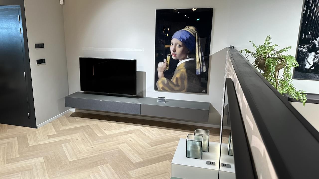 zwevend tv-meubel 2.8 m | Granite glas | Soundbar adapter | Draaibare tv-beugel | wandhangend |