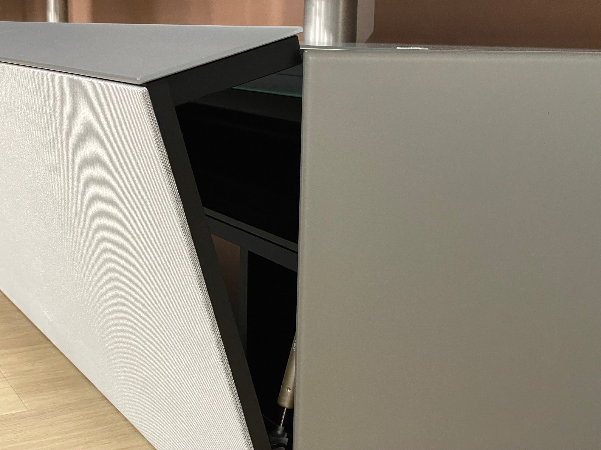 131 CM Tv meubel | Zilver SV mat | Draaibare Tv standaard