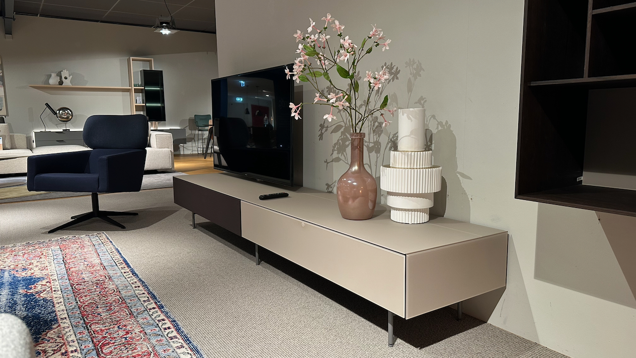 tv-meubel op frame | Pebble Satin