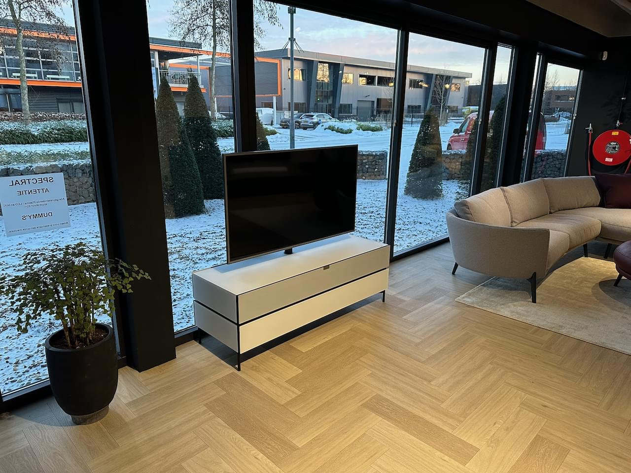 staand tv-meubel als roomdivider | hoogglans wit | 1.50m