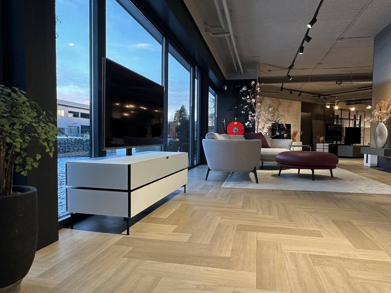 staand tv-meubel als roomdivider | hoogglans wit | 1.50m