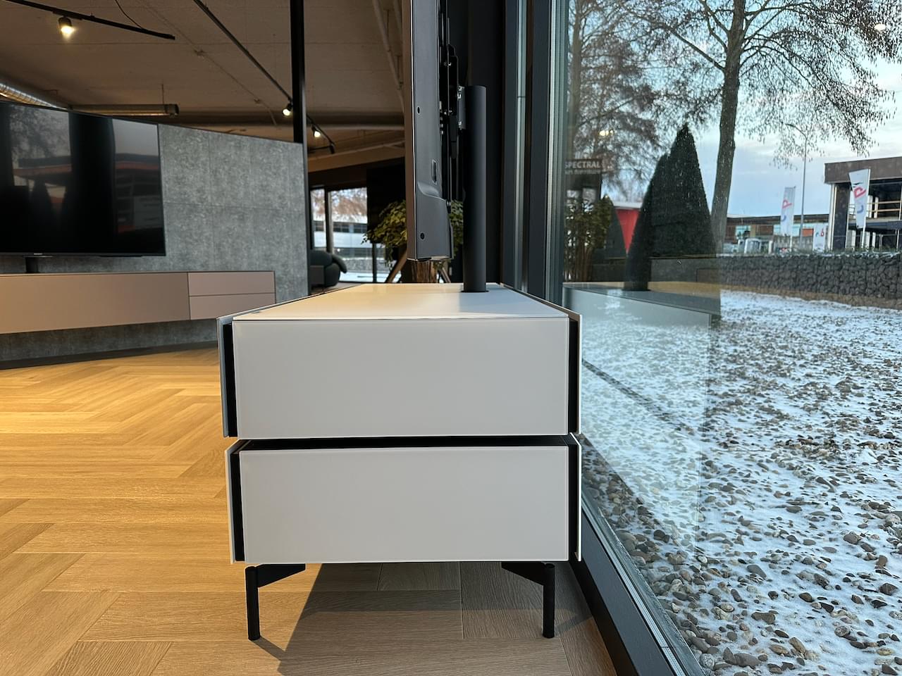 staand tv-meubel als roomdivider | hoogglans wit | 1.50m