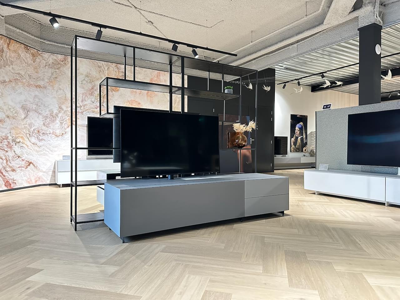 staand tv-meubel | 1.97m | inclusief Spectral BRP1 soundbar en Sonos Amp