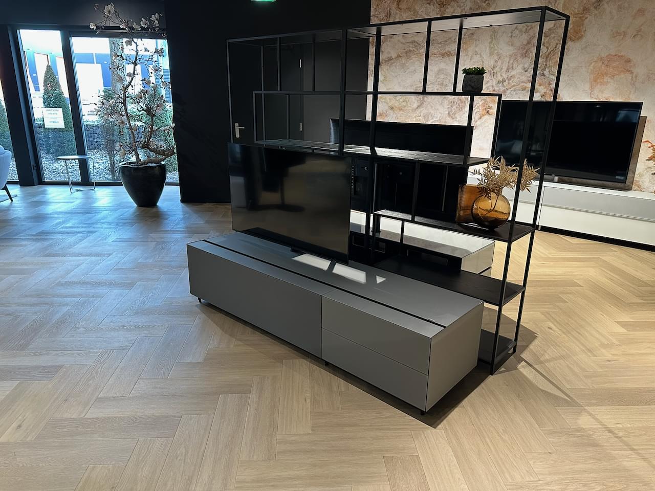 staand tv-meubel | 1.97m | inclusief Spectral BRP1 soundbar en Sonos Amp