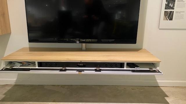 zwevend tv-meubel inclusief XTA1 Soundbar